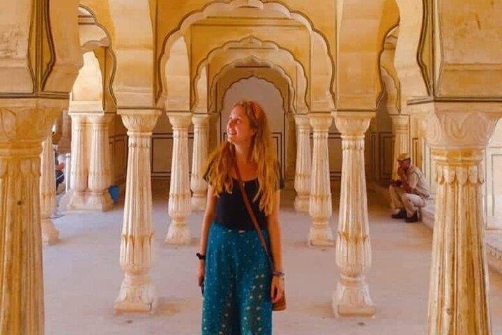 Private Taj Mahal & Agra Fort Tour from Agra Airport