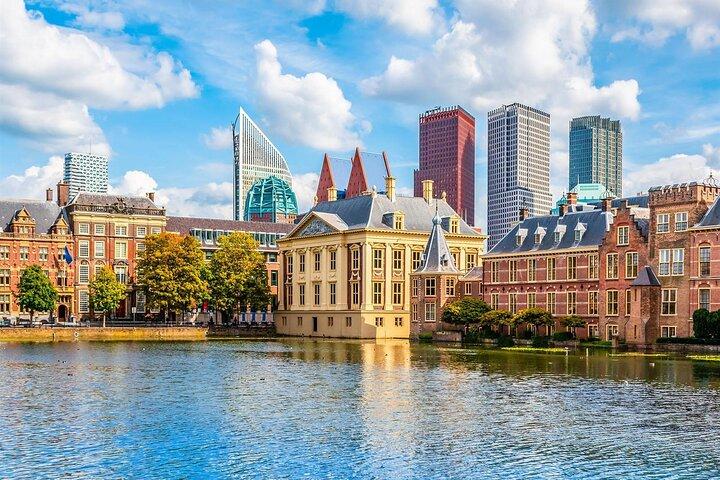 90 minutes Self Guided Walking Tour with puzzles in Den Haag
