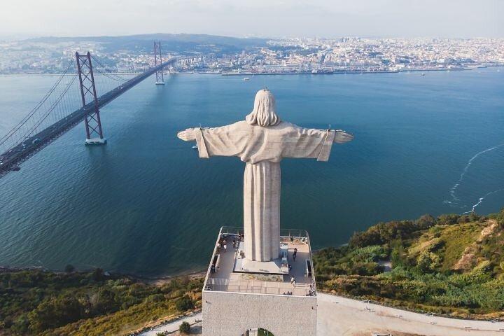 Christ the King, Setúbal, Arrábida & Sesimbra | Private Day Tour
