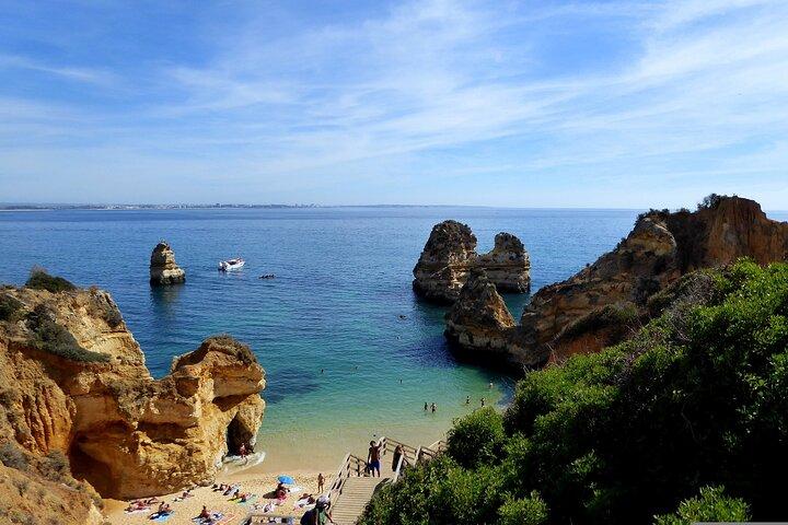 Private day trip from Lisboa to Lagos with a two-way transfer