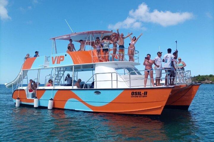 VIP Party Boat & Snorkeling at Sosua Bay