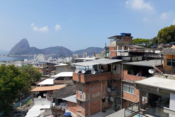 Rio Local Community Tour