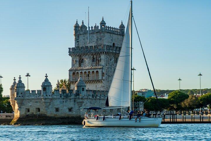 Romantic Private Sailboat in Lisbon for couples