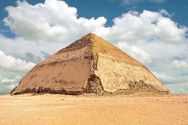 Saqqara Pyramid and Giza Pyramids Private Day Tour