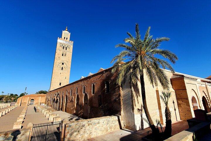 Best of Marrakech: Guided Bahia Palace & Ben Youssef Medrasa Tour
