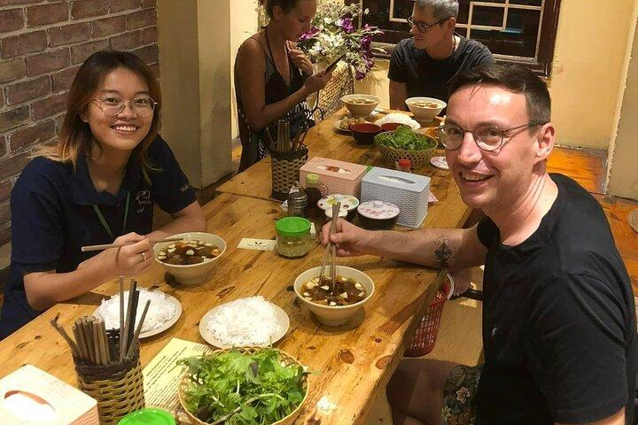Hanoi street food tour
