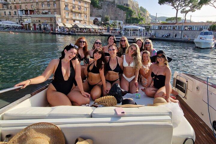 Shared Sunset Boat Cruise with Aperitif on Sorrento or Positano