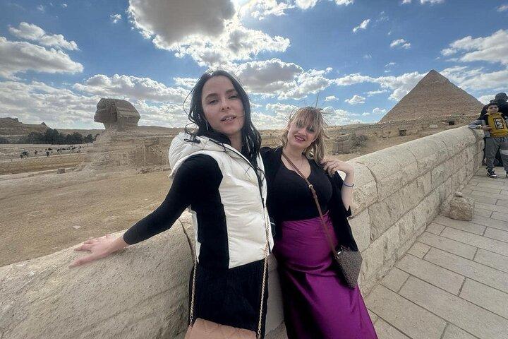 Half Day Tour Giza Pyramids ,Great Sphinx & Private Tour Guide