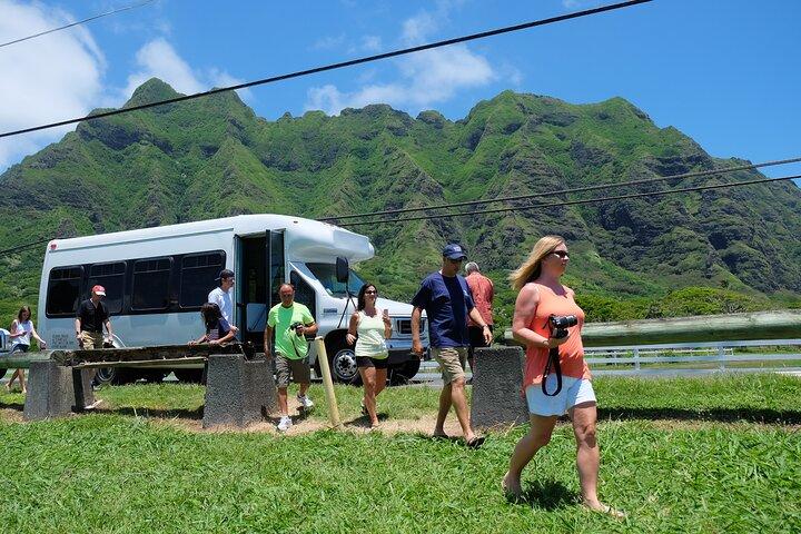 Oahu Circle Island Tour with Waimea Valley Waterfall