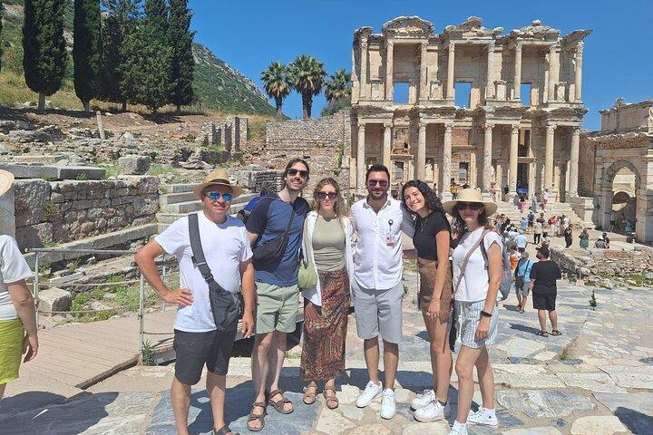 Day Trip to Ephesus from/to Istanbul with FLIGHT and LUNCH