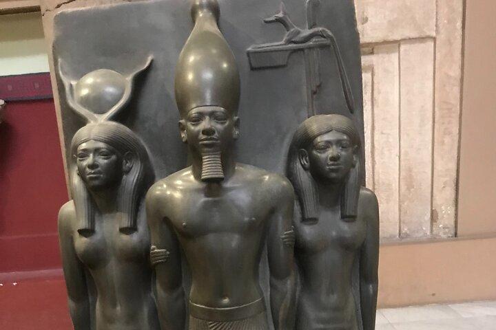 Giza Pyramids and the Egyptian Museum with Camel Ride and Lunch