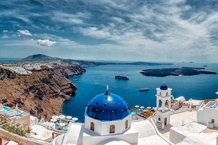Santorini Private Full-Day Tour with wine Tasting Included