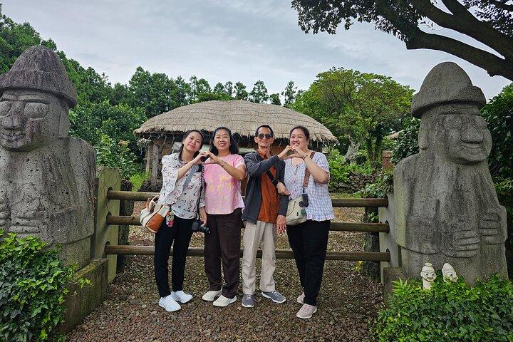 Private Jeju Customized Tour with Local Guide Mr.LEE Hong-min