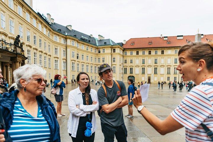 Prague: Grand City Tour with Bus, Castle exteriors & River Cruise