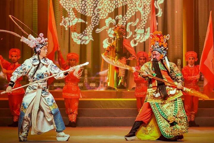 Fu Rong Guo Cui Sichuan Opera with Face-changing & Fire-breathing