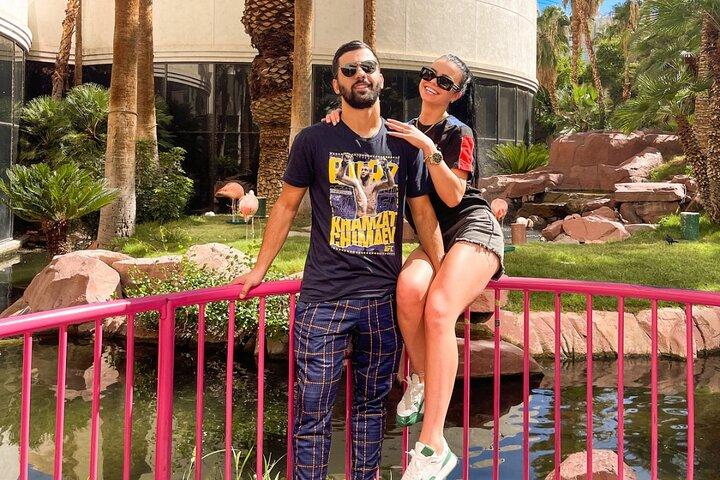 Trendy Strip Photo/Video Walking Tour in Las Vegas