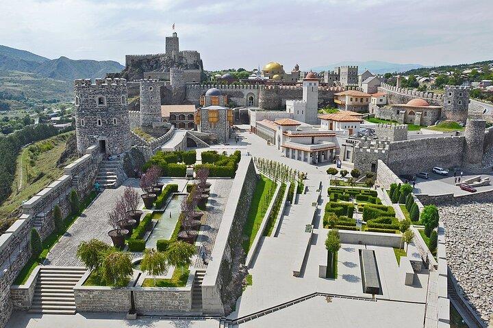 Full Day Guided Shared Tour in Vardzia, Rabati and Borjomi