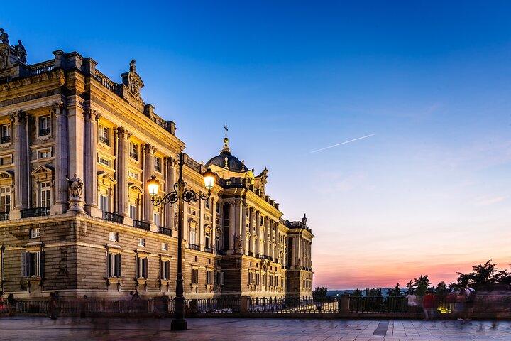 Madrid: Royal Palace Semi-private tour