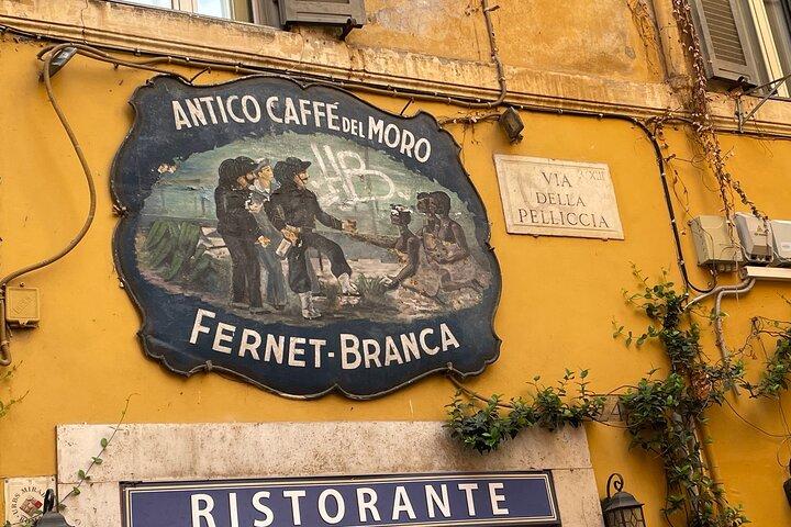 Rome Farnesina Villa and Trastevere Private Walking Tour