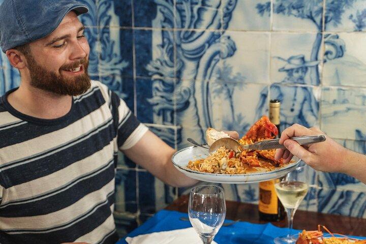 Lisbon Gastronomic Food Tour with Wine in Baixa