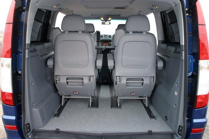 Private Transfer Singapore Airport to Singapore City