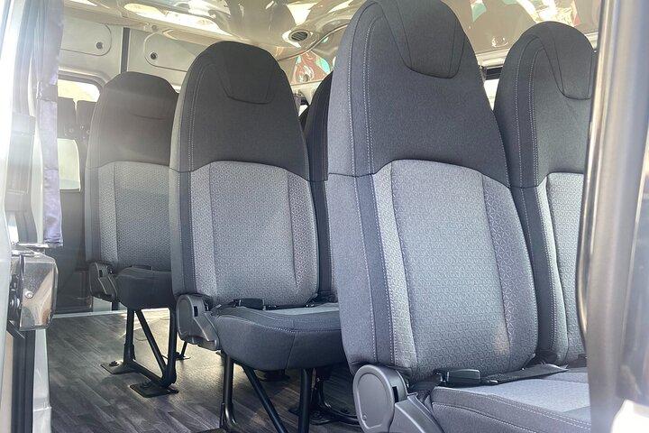 Mini van 16s: HO CHI MINH AIRPORT HOTEL (one way transfer)