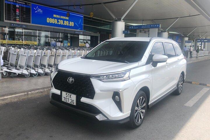 HO CHI MINH CITY - CAR RENTAL with driver ( 7s / 16s )