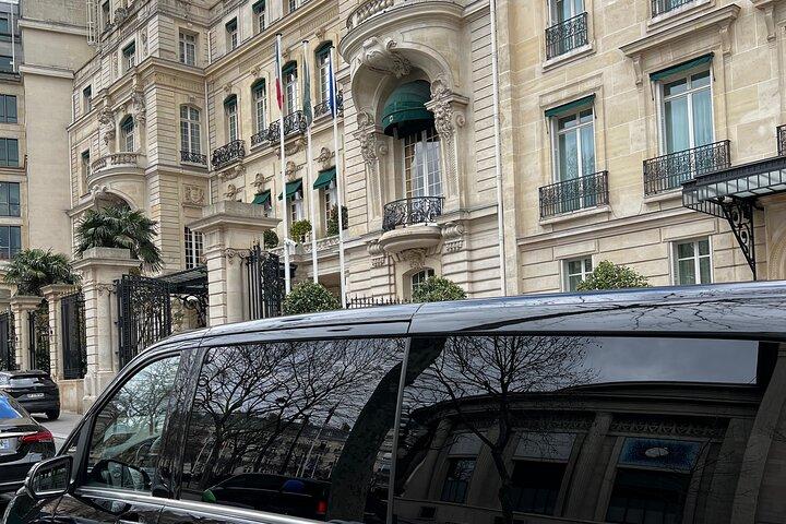 Private tour of the Main Monuments of Paris