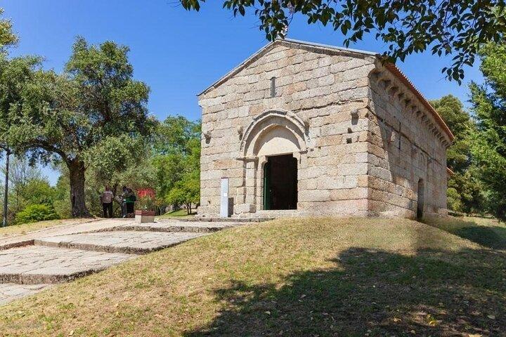 Authentic Braga & Guimarães: Small Historical Group Tour