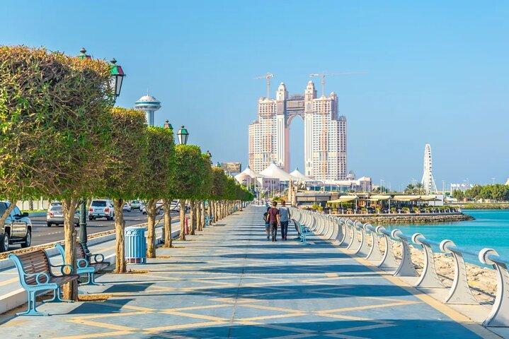 Abu Dhabi City Tour with Optional Louvre Museum Visit