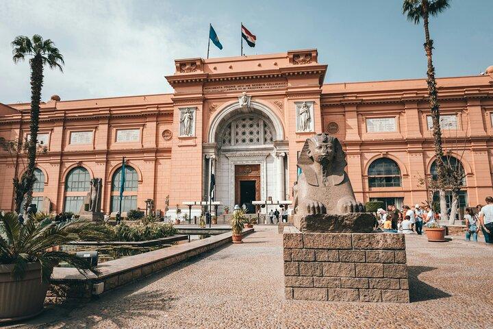 Guided Tour of the Egyptian Museum