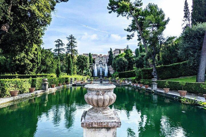 Private Tour Villa d'Este and Villa Adriana in Tivoli
