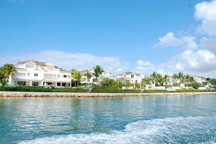Saona Island and Chavon River Tour with Lunch and Drinks