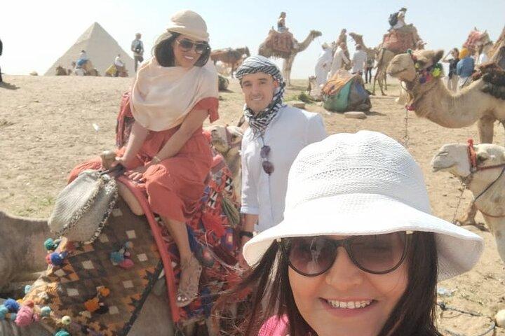 Half Day Tour Giza Pyramids &Great Sphinx with Private Tour Guide