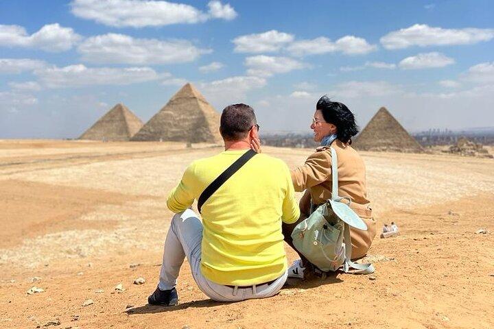 Layover Giza pyramids , Egyptian museum and local bazaars from Cairo airport