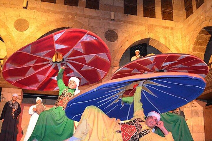 Al Tannoura Egyptian Heritage Show At Wekalet El Ghoury