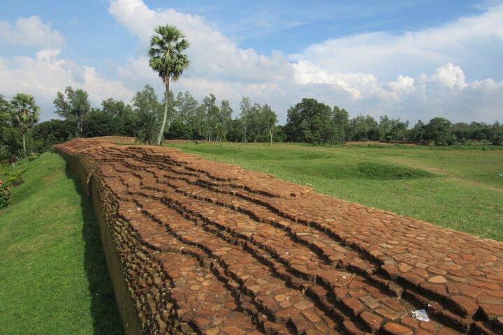 Private Luxury Varendra Odyssey – 3 Day Tour