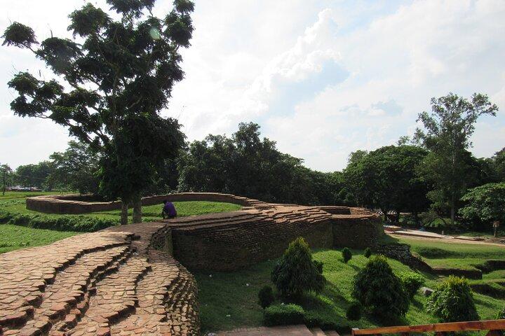 Private Luxury Varendra Odyssey – 3 Day Tour
