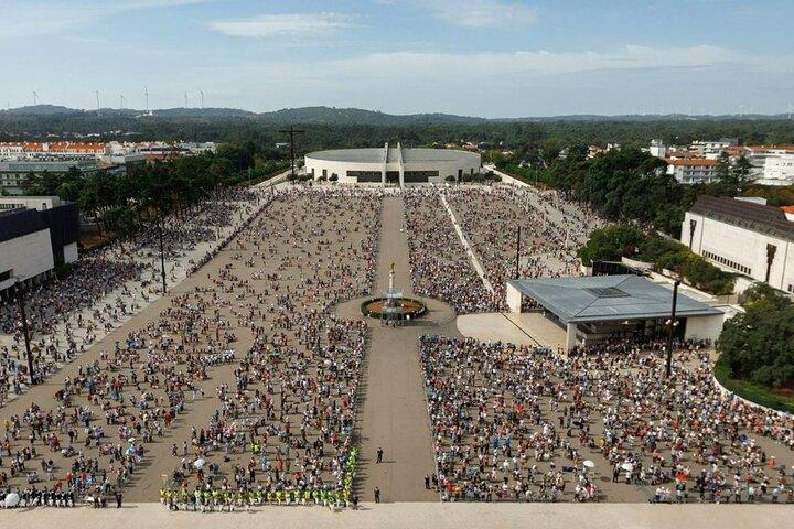Private Half Day Tour to Fátima