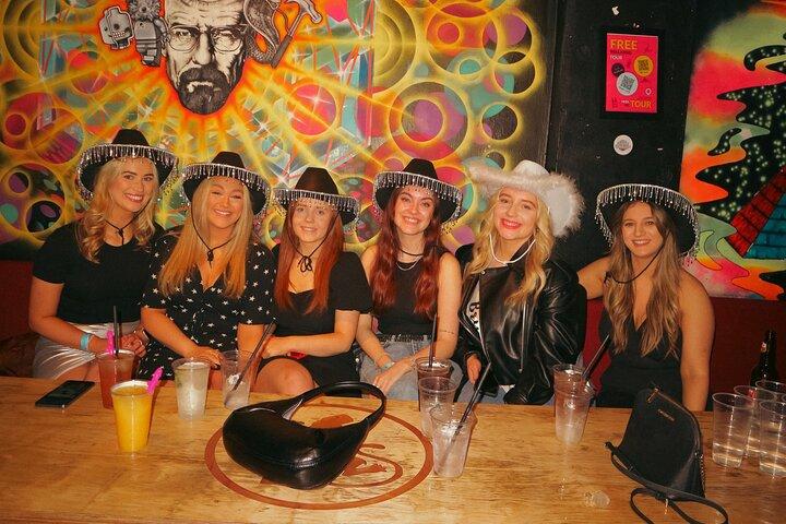 Prague Centre Pub Crawl - Open Bar, Welcome Shots & Club Entries