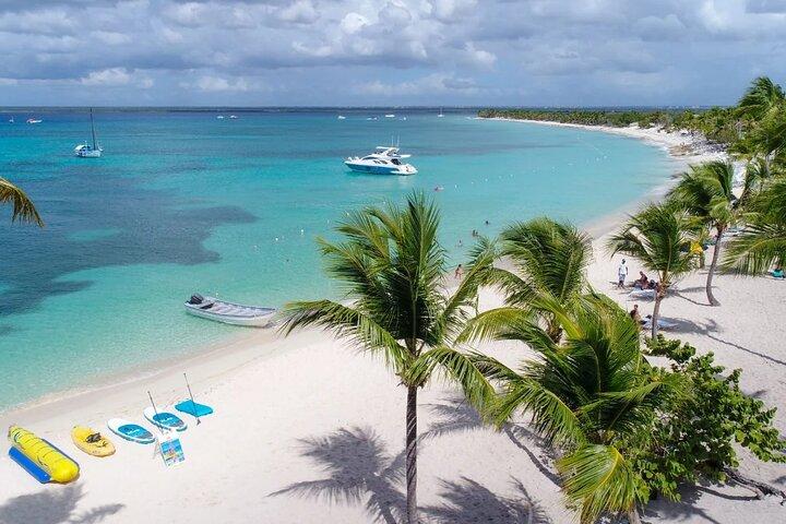Excursion to Catalina Island and Snorkeling from Punta Cana