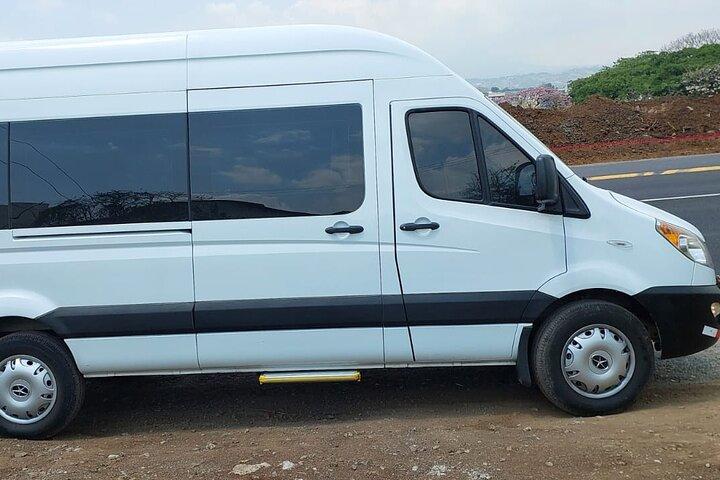 Private Transfer SJO Airport to Jaco & Los Sueños – Safe Reliable