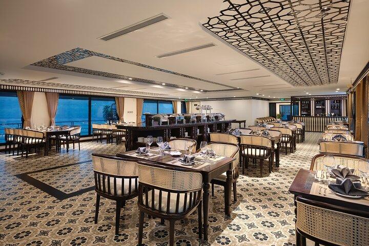 Luxury Overnight Cruise in Ha Long & Lan Ha Bay with Balcony