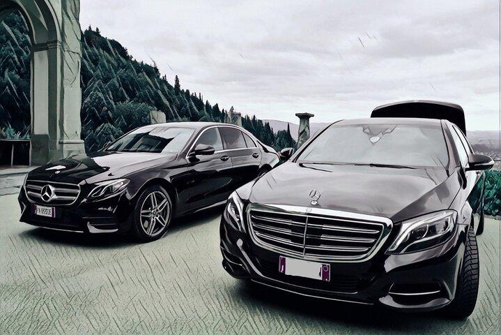 Private Wine Tour in Tuscany Florence Limo Service English driver