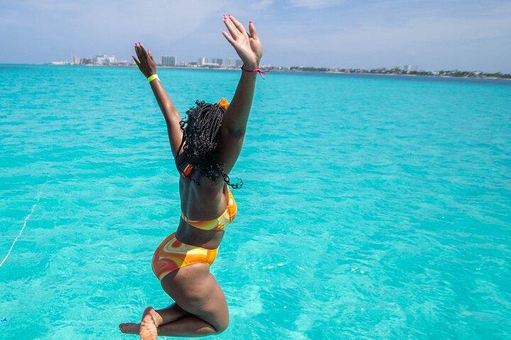 Adults only Hip Hop Sessions Boat Party Cancun