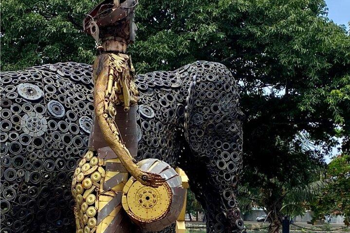 Colombo Self-Guided City Walking Tour & Scavenger Hunt