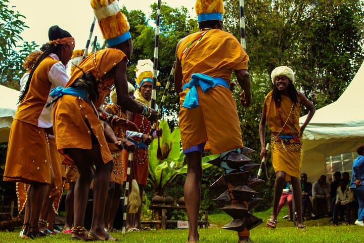 Nairobi National Park, Blixen, Beads and Bomas Cultural Dance