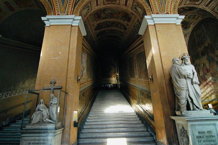 Private Tour in Catholic Churches of Rome