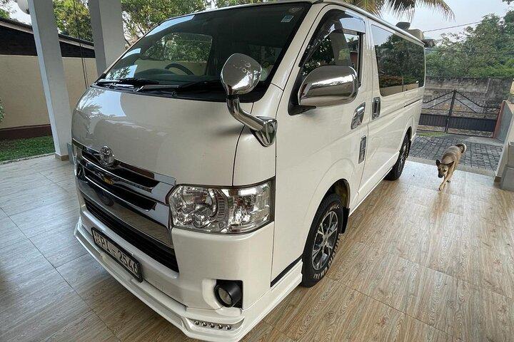 Colombo city tour & Galle fort one day excursion with Tharindu