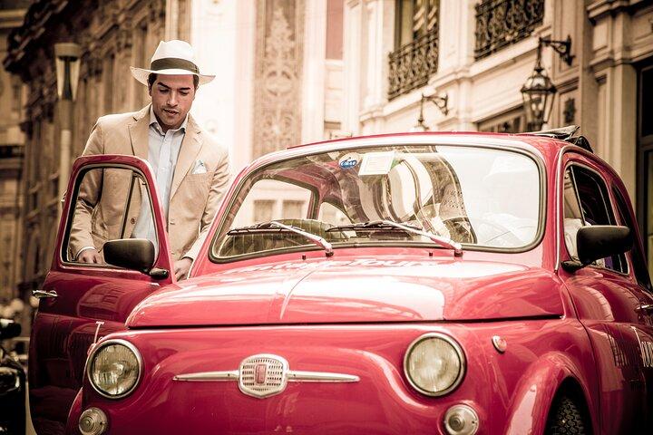 1 hour Vintage Fiat 500 SkyLine Tour in Milan